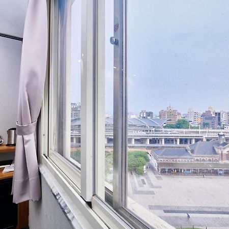 Hotel Leisure 台中輕行旅 Dış mekan fotoğraf