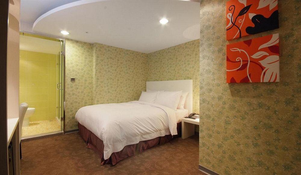 Hotel Leisure 台中輕行旅 Dış mekan fotoğraf