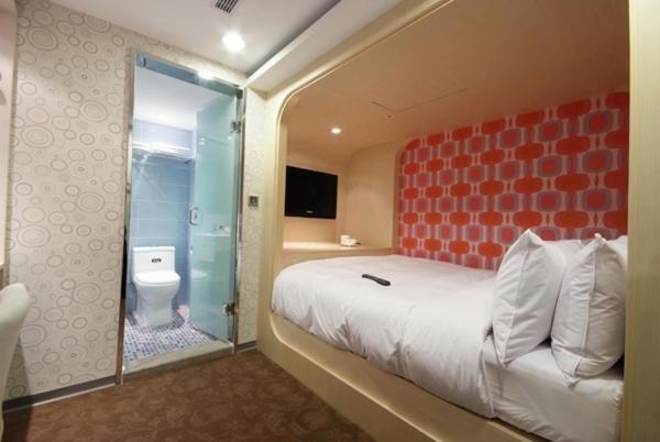 Hotel Leisure 台中輕行旅 Dış mekan fotoğraf