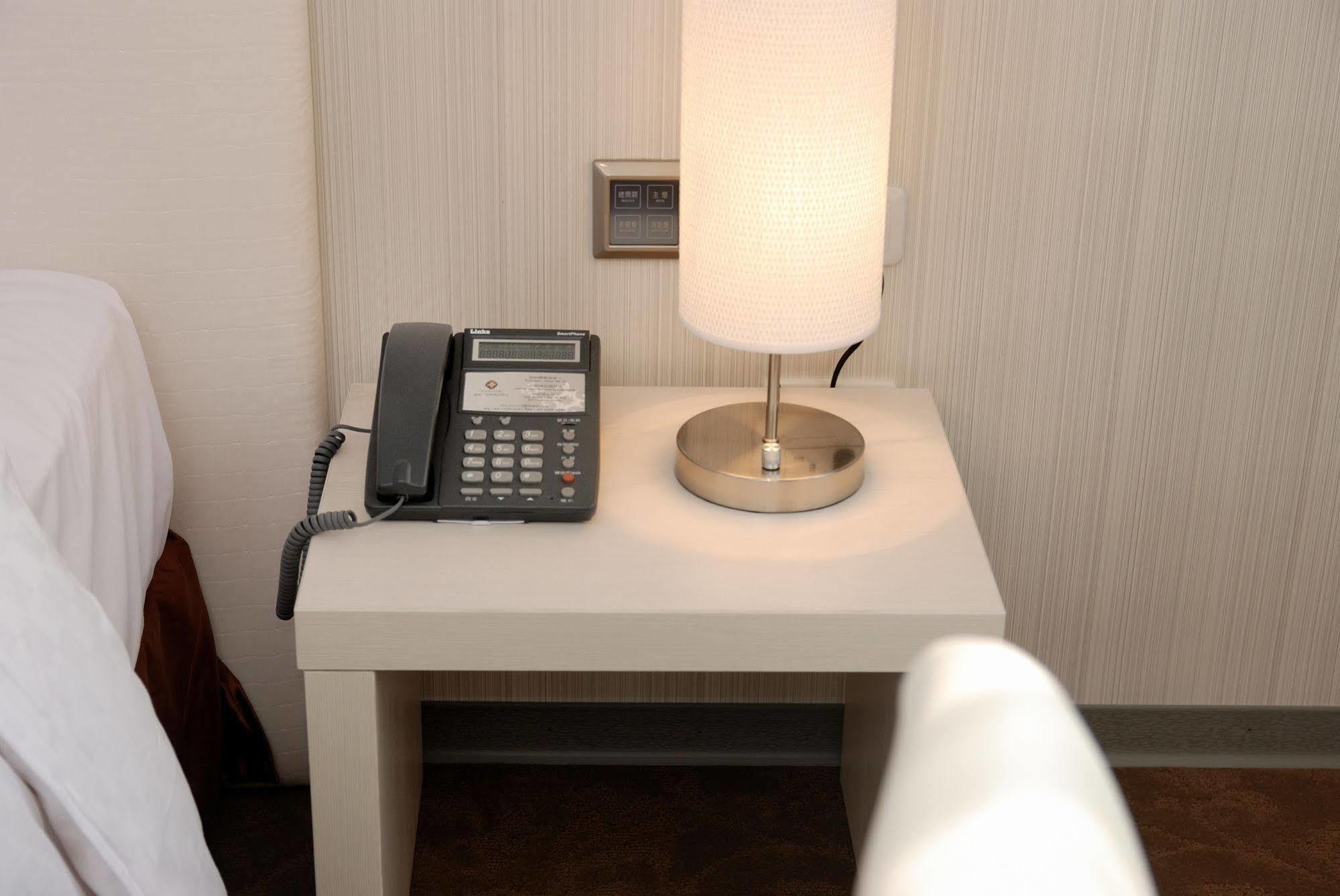 Hotel Leisure 台中輕行旅 Dış mekan fotoğraf